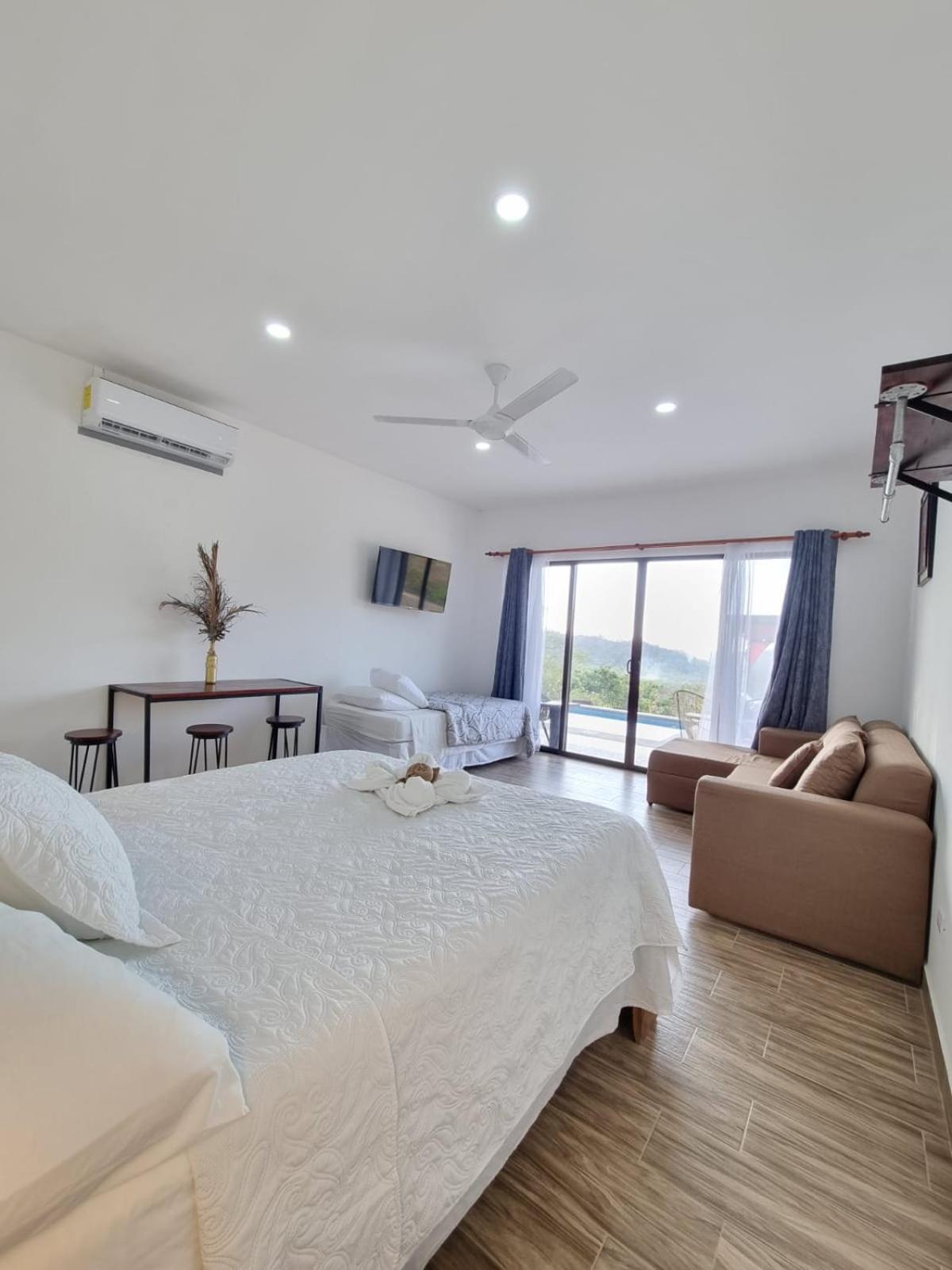 Pinilla Highlands Incredible Mountain Views Apartment