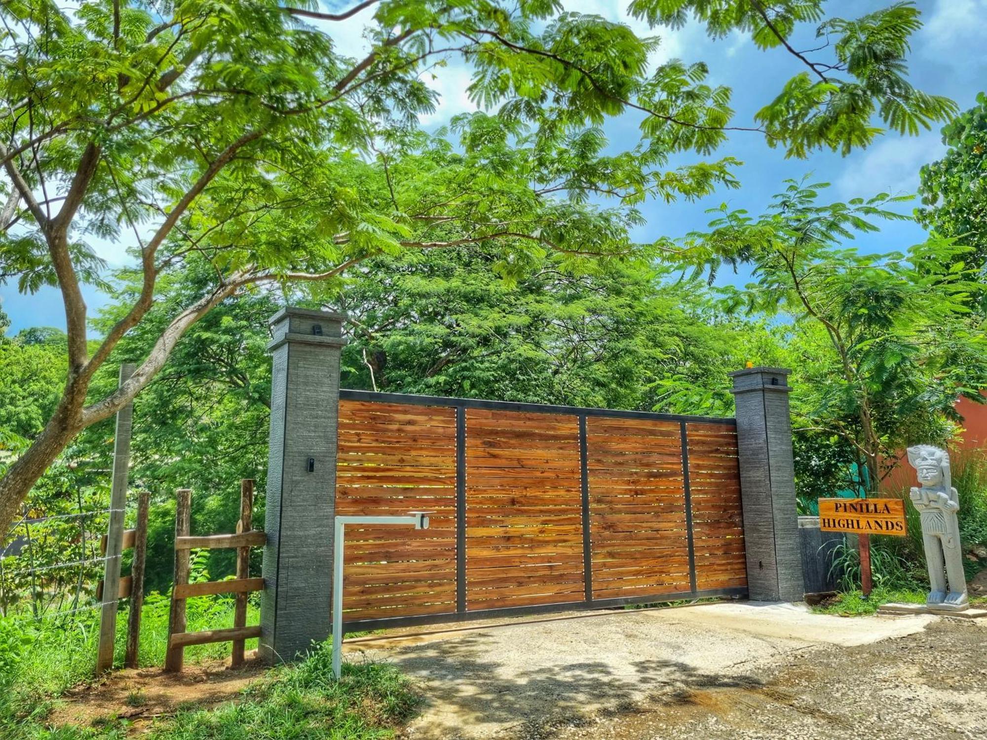 Pinilla Highlands Incredible Mountain Views Apartment Tamarindo